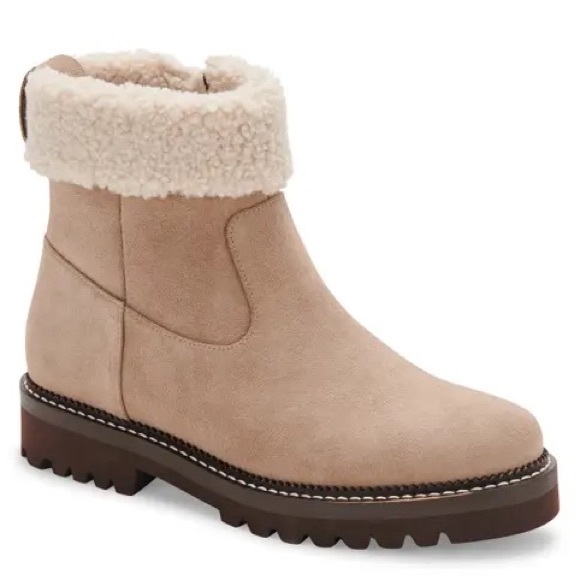 Blondo Shoes - New Blondo Harlow Sherpa Boots